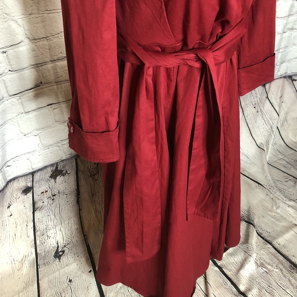 Red long sleeve a line dress w/ criss cross front - Picture 9 of 16